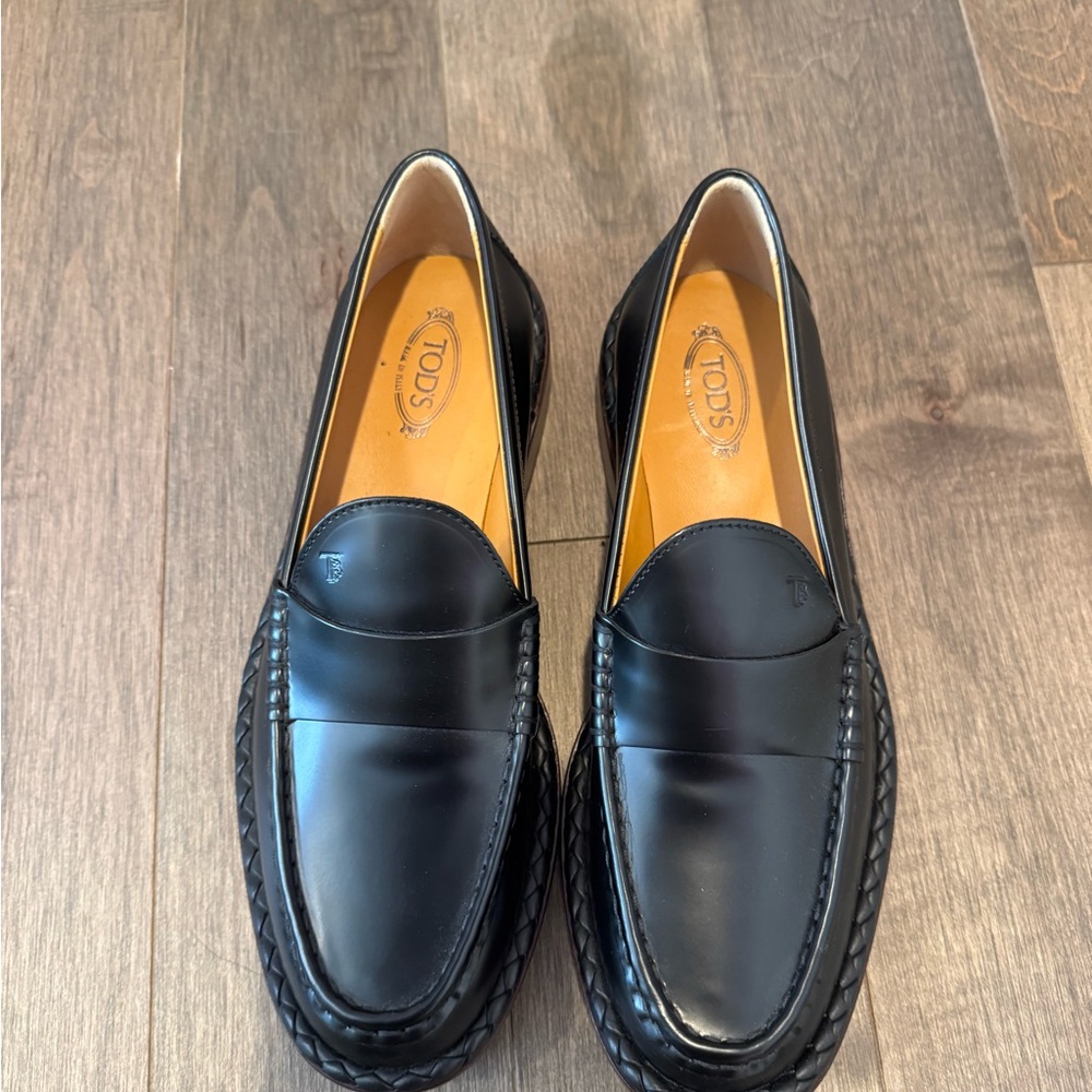 Tod's Classic Black Leather Loafers Women's